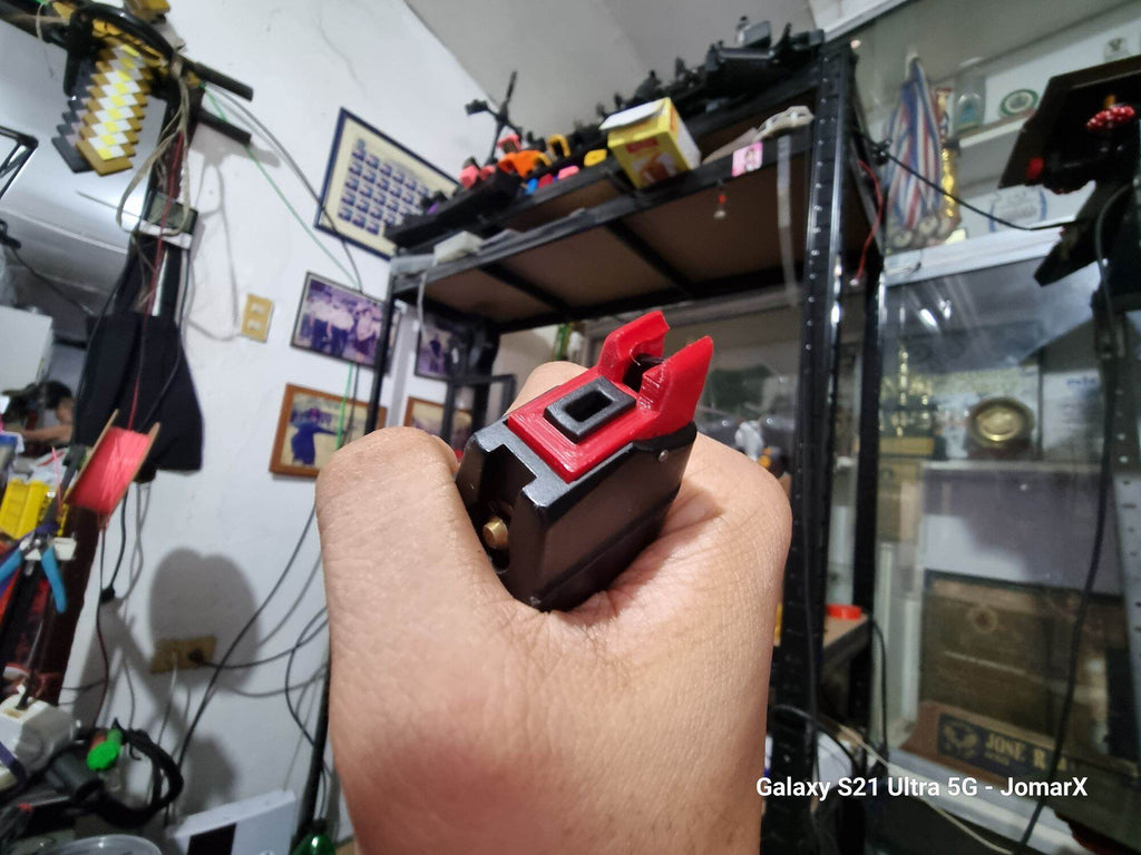 3d printed g17 mag lip for e&c TOYS ONLY!!