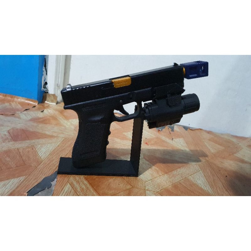 3d printed simple stand for SoftAir / Gl0cks - HiCapa - ETC